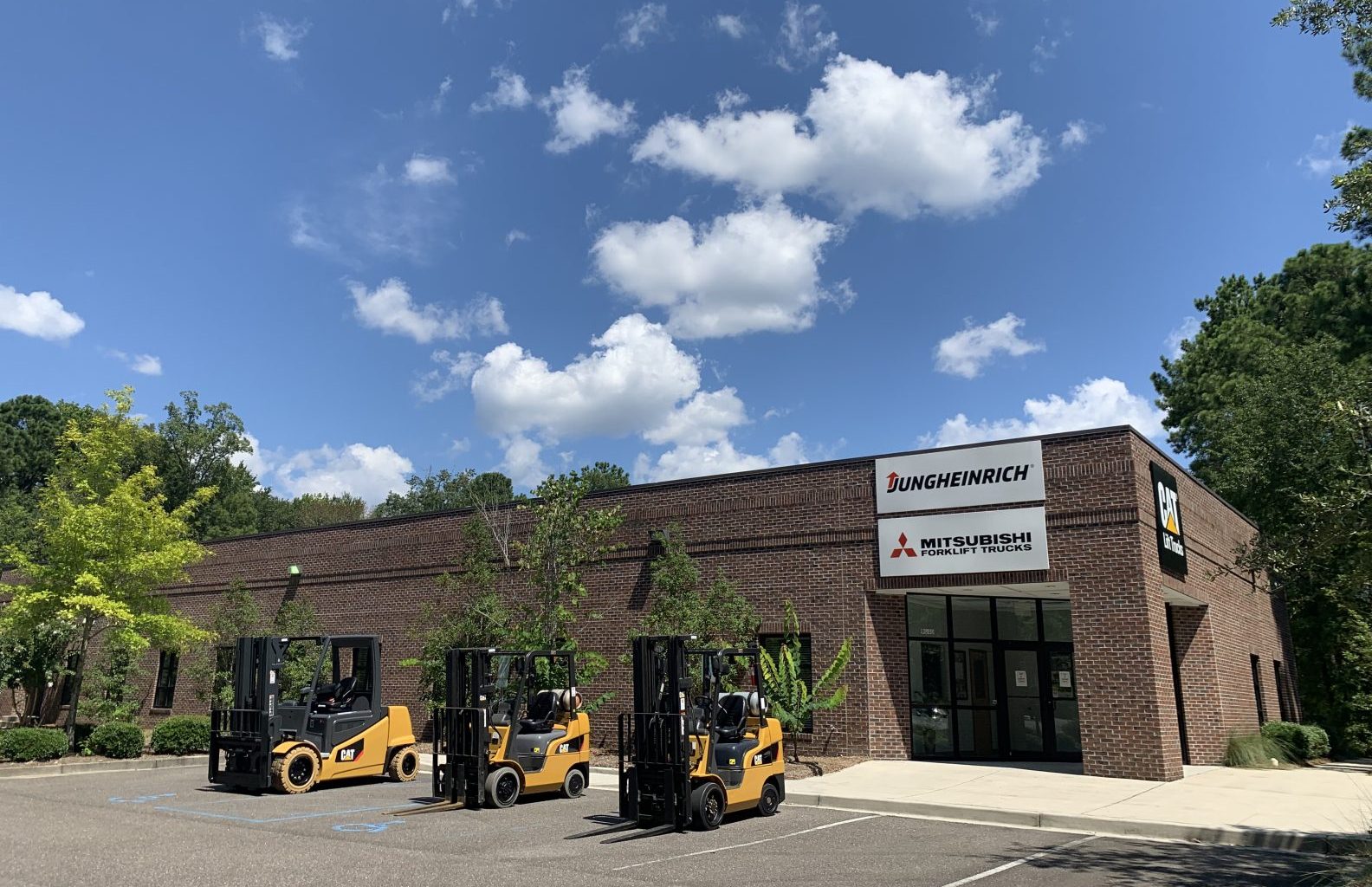 Charleston Forklifts G&W Equipment, Inc.