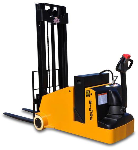 Bigjoe CB22 forklift for warehouse organization