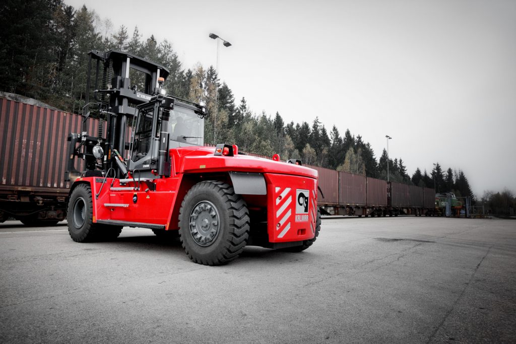 DCG25012 Kalmar DCG250 Heavy Forklift G&W Equipment, Inc.