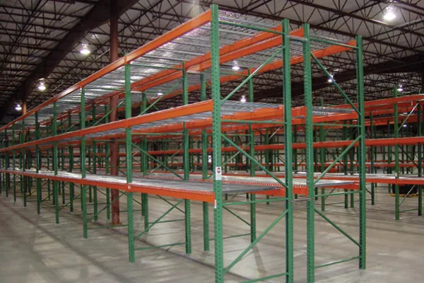 Pallet rack system for warehouse storage solutions