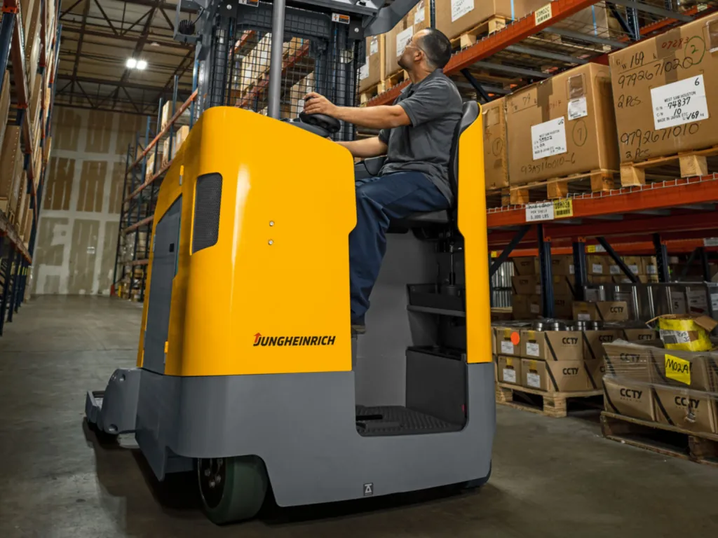 Jungheinrich ETR318 Reach Truck